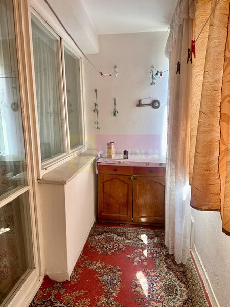 Apartament 3 camere Baba Novac- stradal