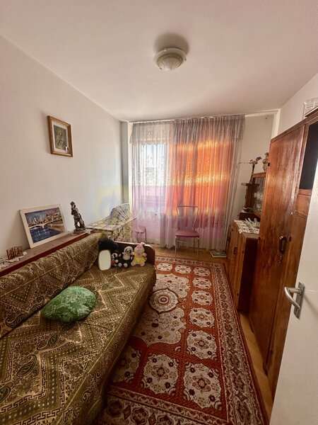 Apartament 3 camere Baba Novac- stradal