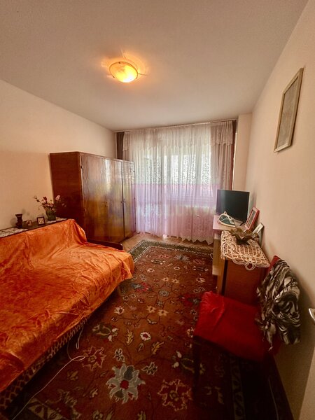 Apartament 3 camere Baba Novac- stradal